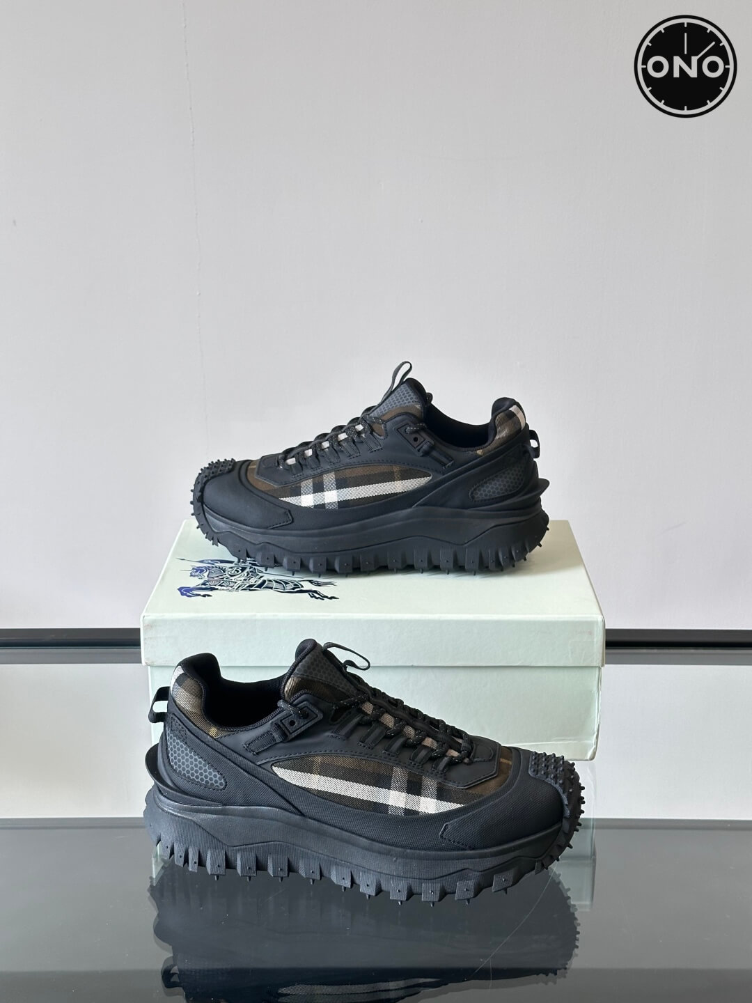 Burberry_18_7.jpg