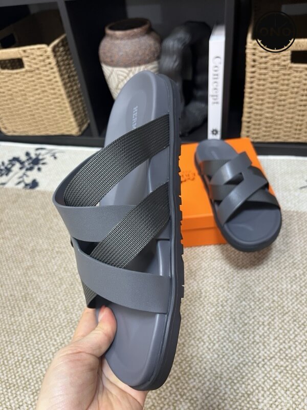 Hermes-Slippers_16_5.jpg