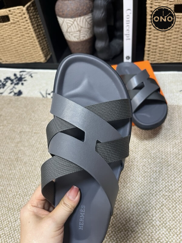 Hermes-Slippers_16_7.jpg