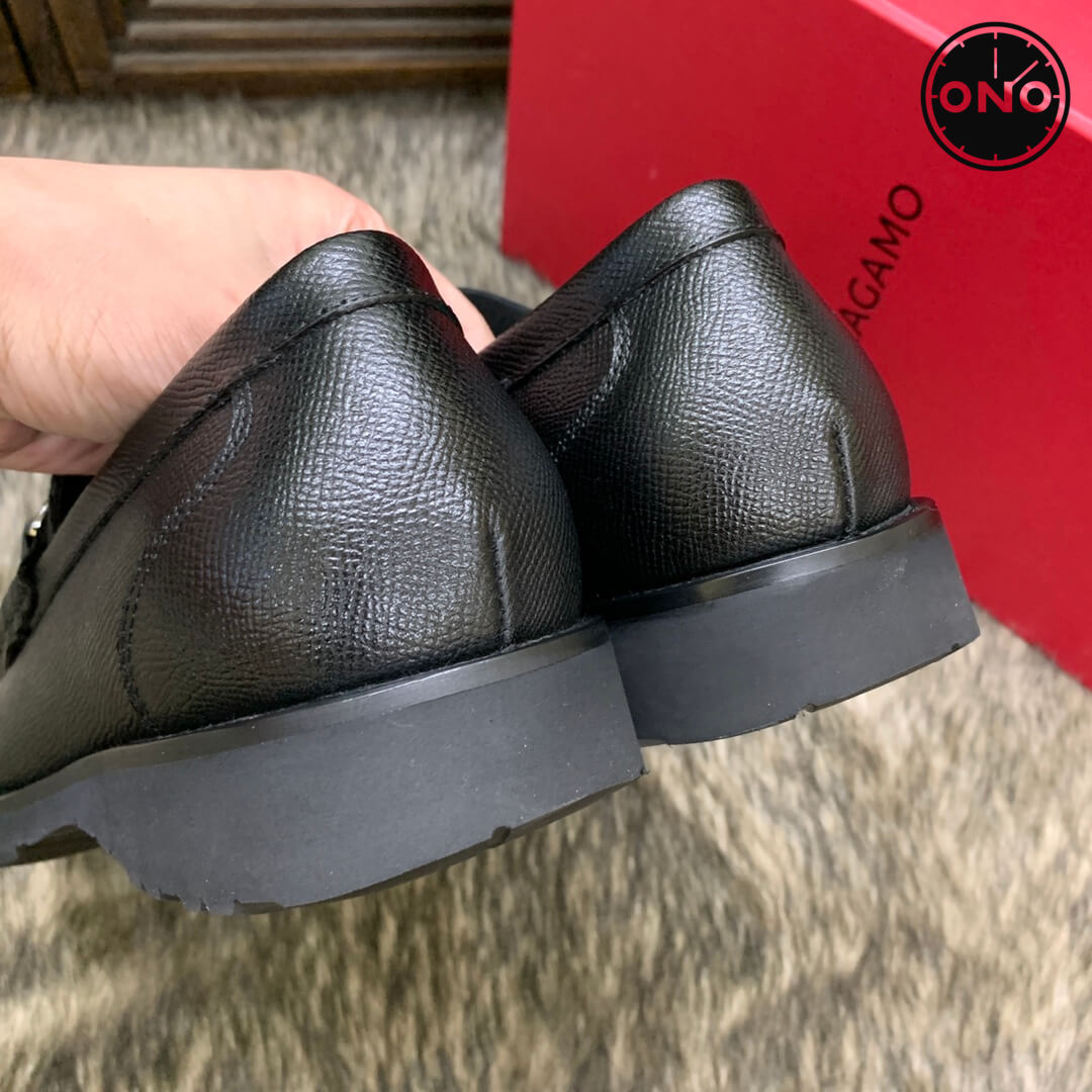 Ferragamo_74_9.jpg