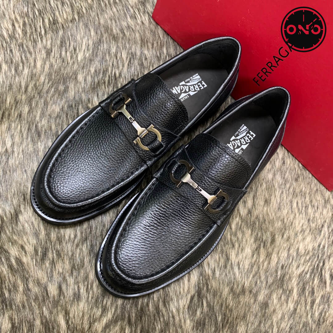 Ferragamo_72_3.jpg