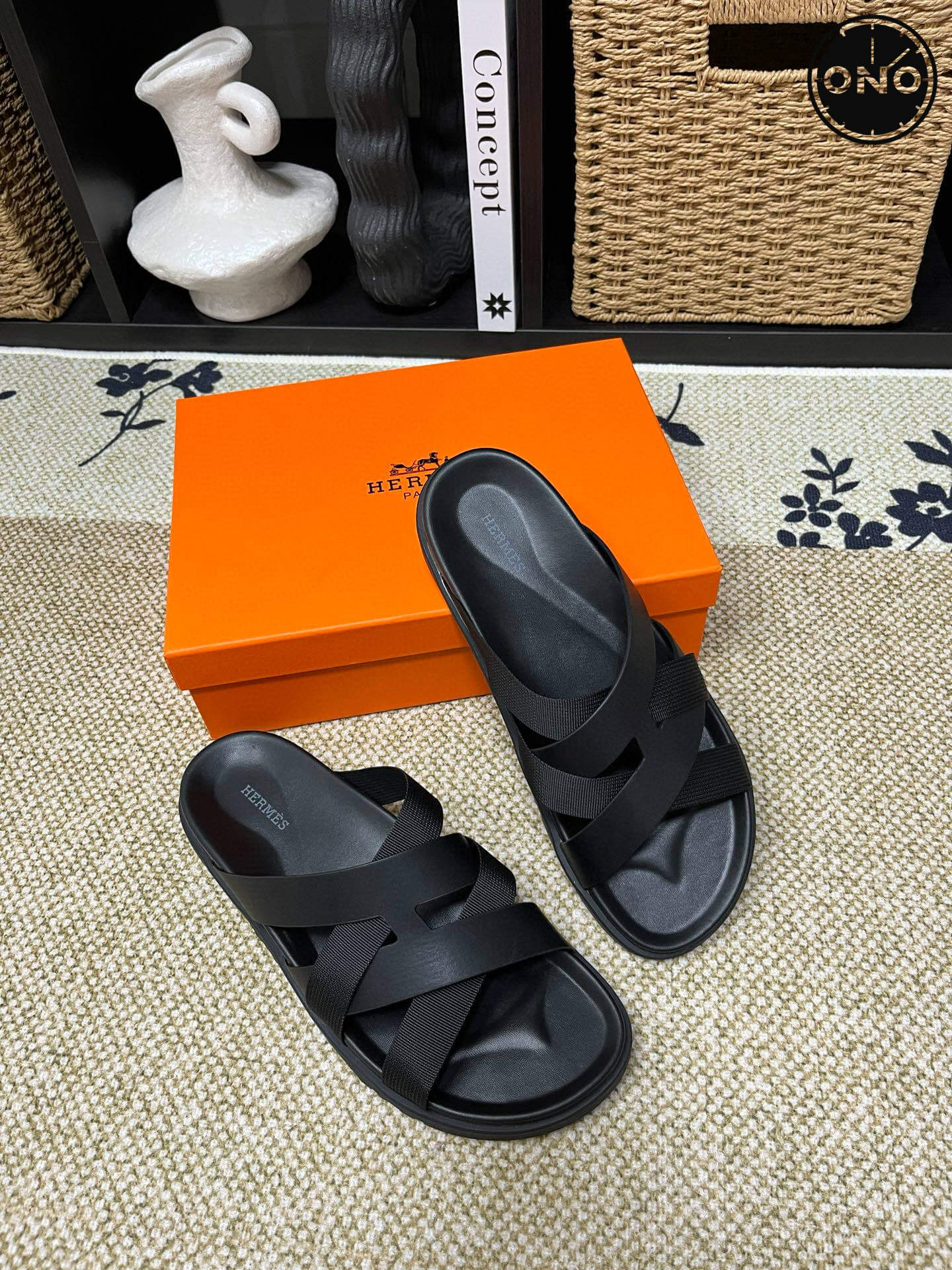 Hermes-Slippers_19_3.jpg