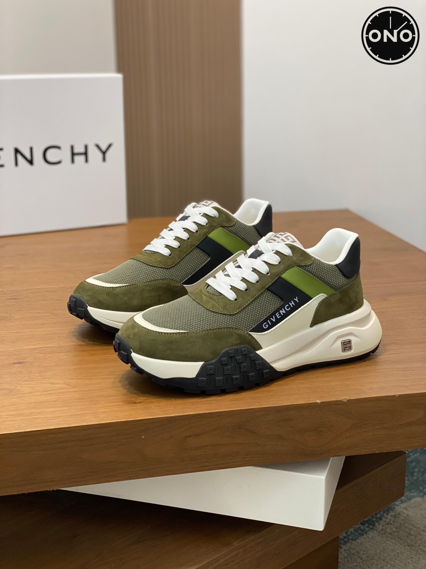 Givenchy_9_7.jpg