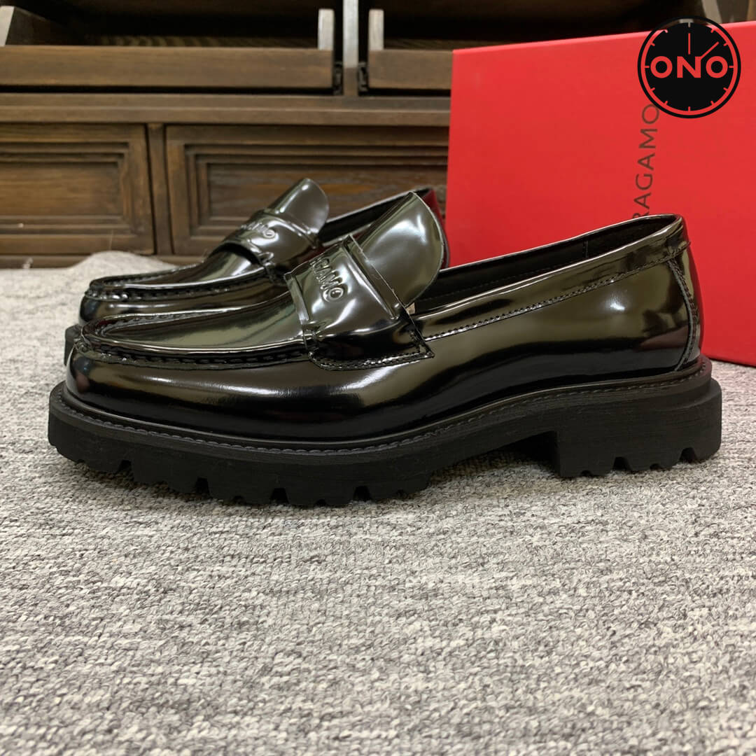 Ferragamo_66_4.jpg