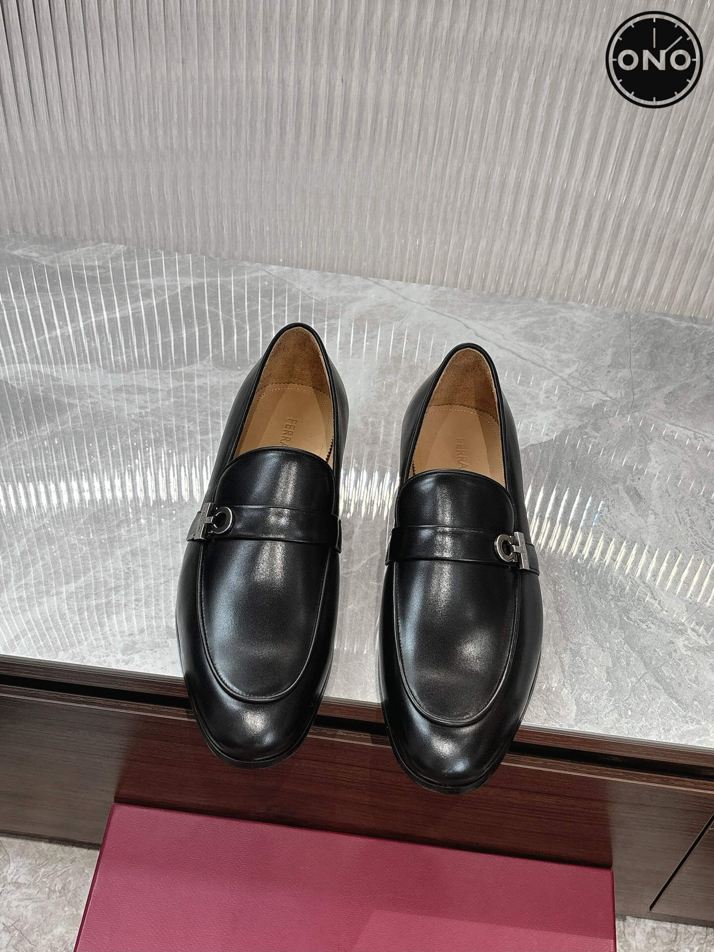 Ferragamo_4_8.jpg