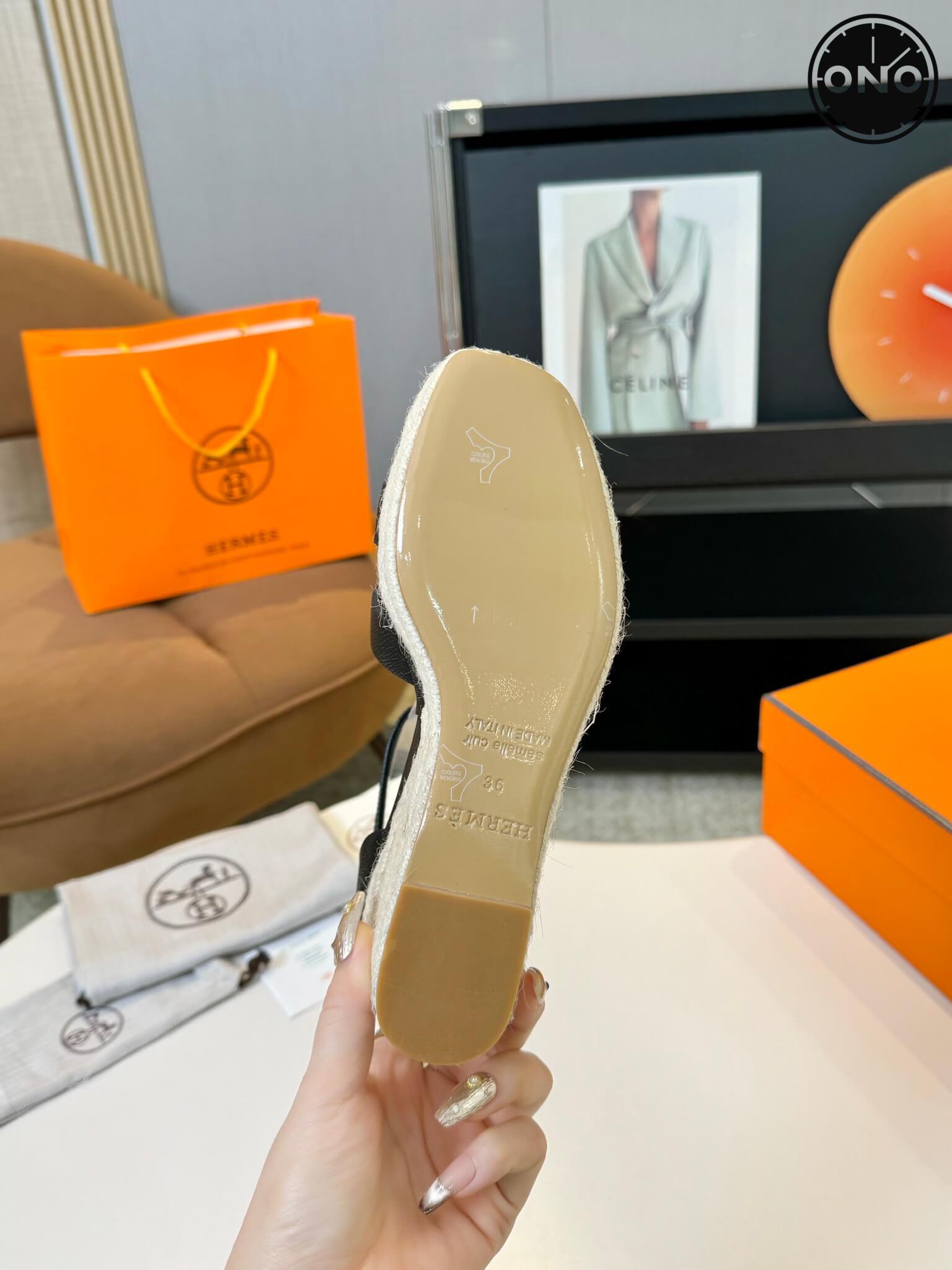 Hermes-Slippers_87_9.jpg