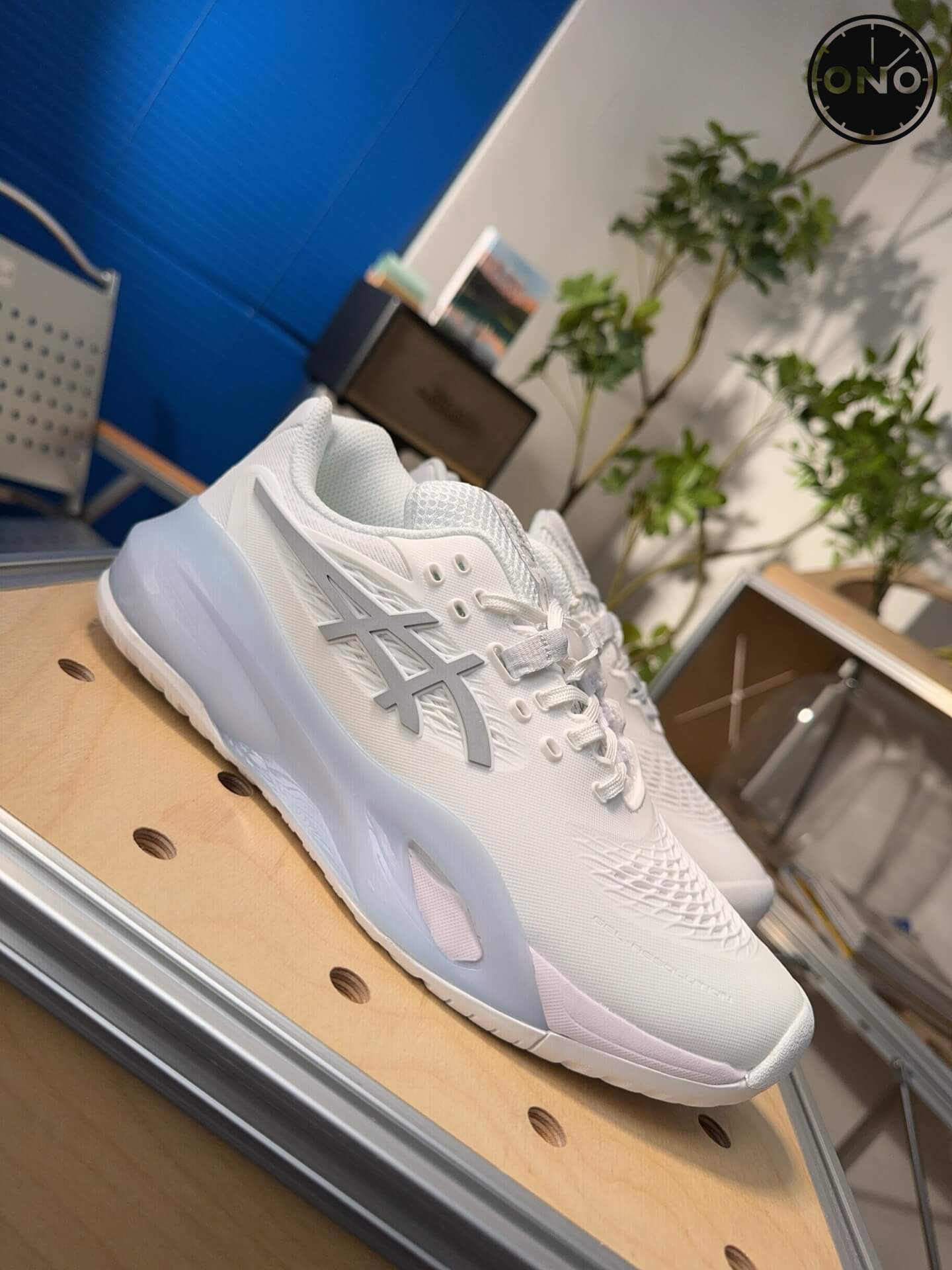 Asics_16_3.jpg