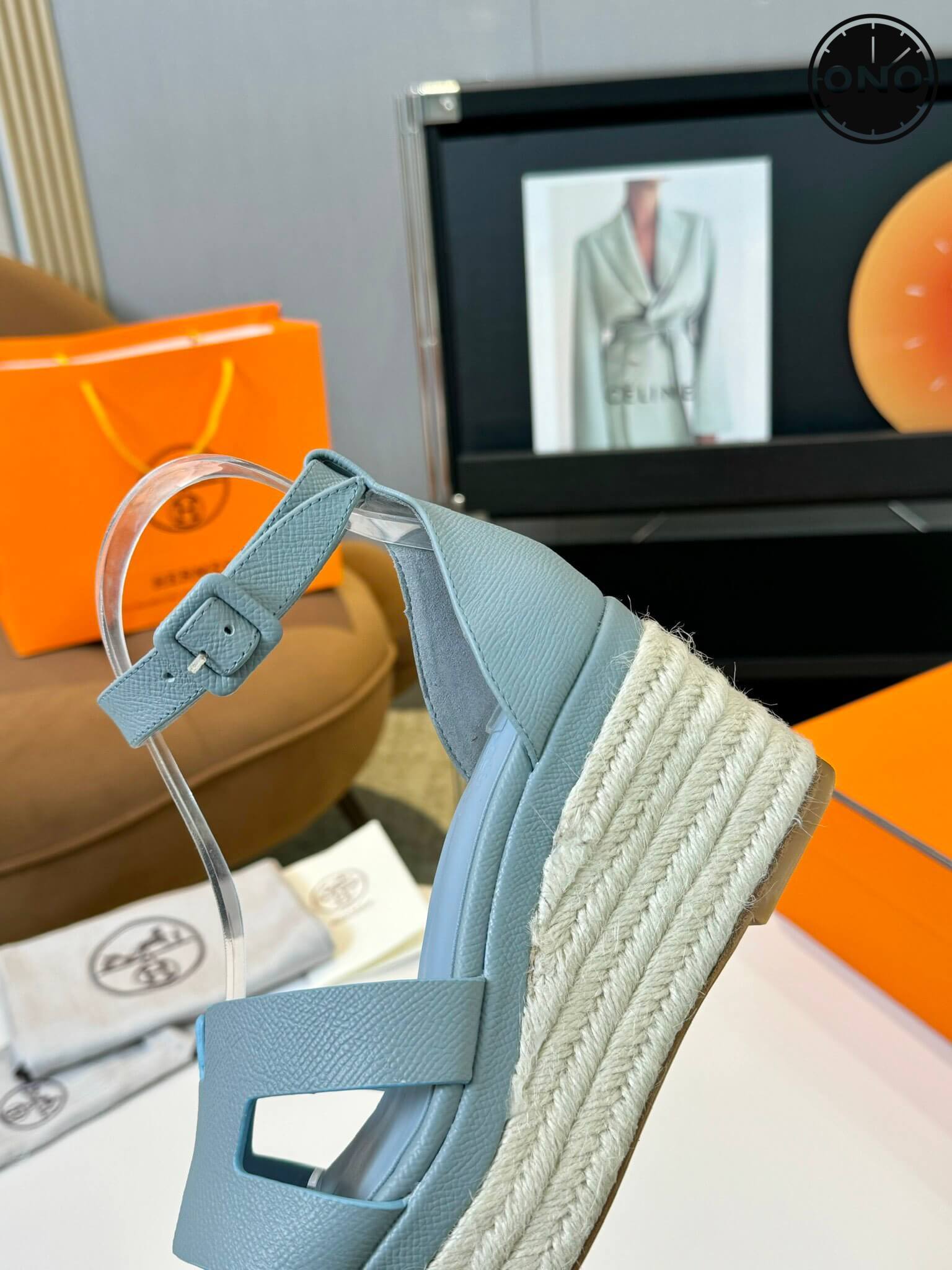 Hermes-Slippers_83_8.jpg