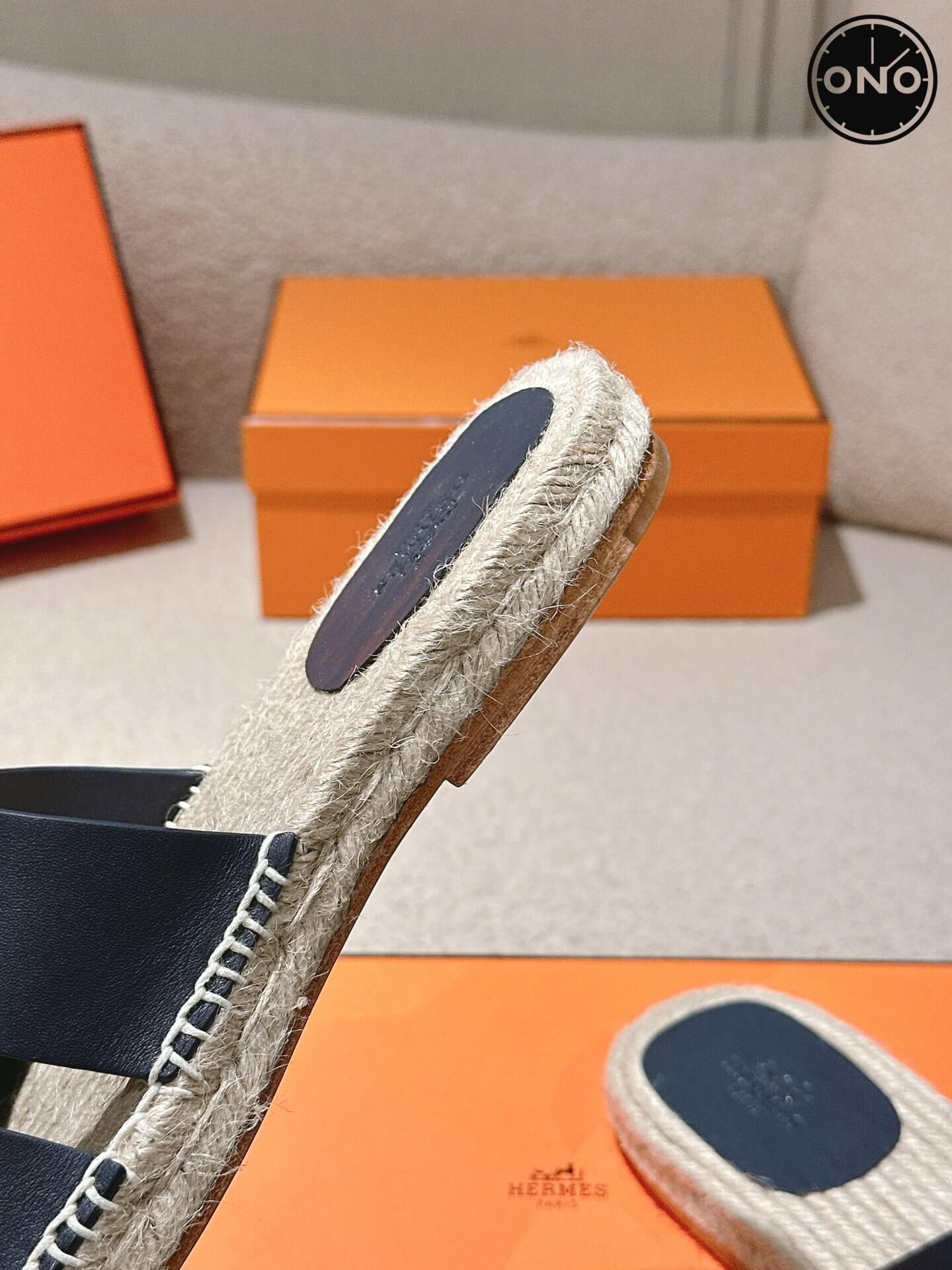 Hermes-Slippers_44_7.jpg
