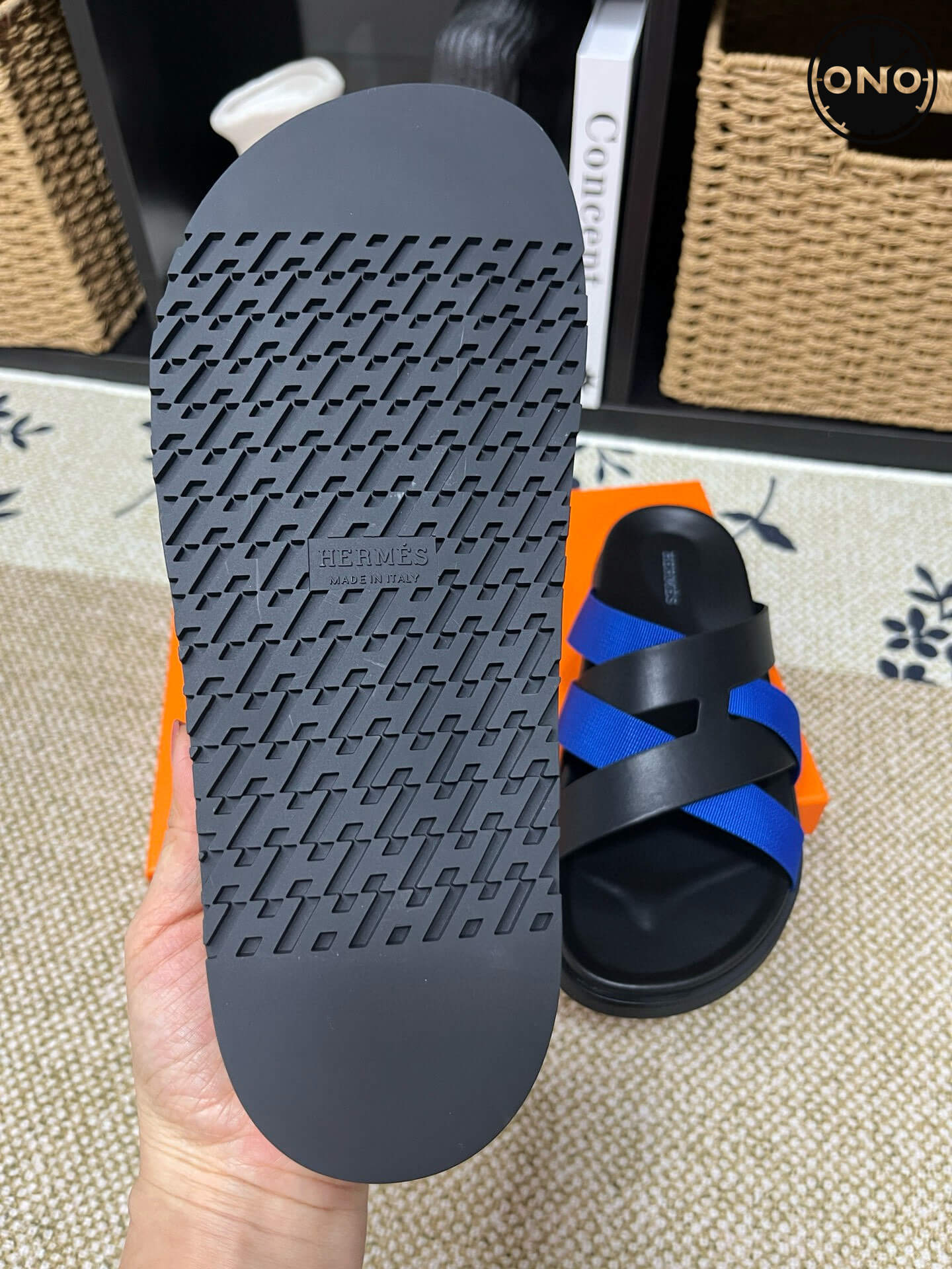Hermes-Slippers_31_9.jpg