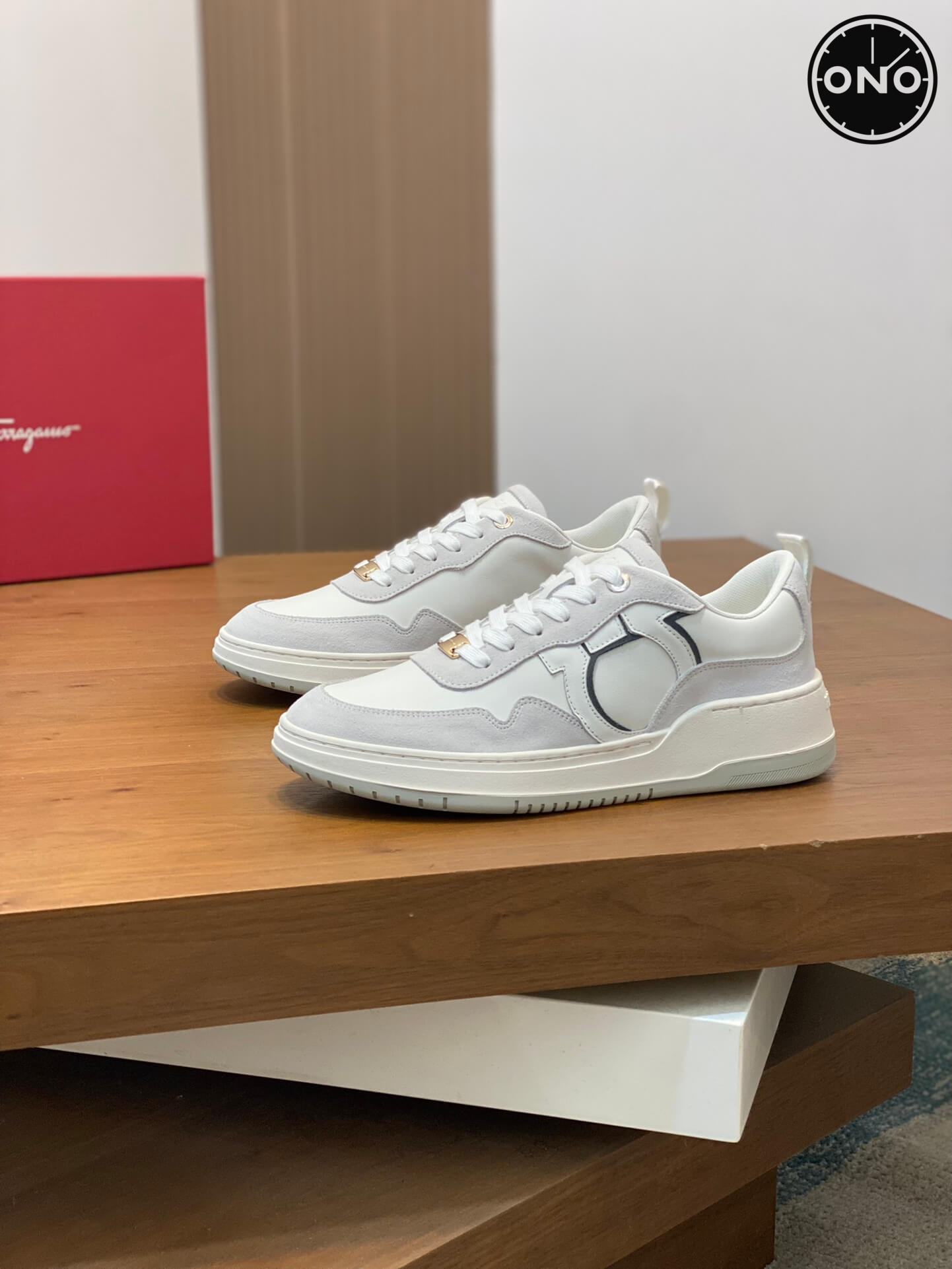 Ferragamo_23_3.jpg