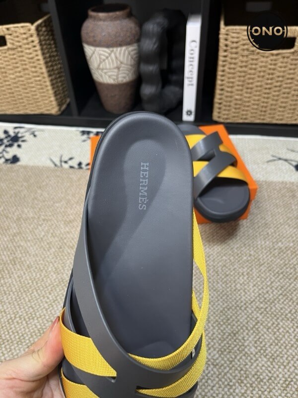 Hermes-Slippers_9_7.jpg