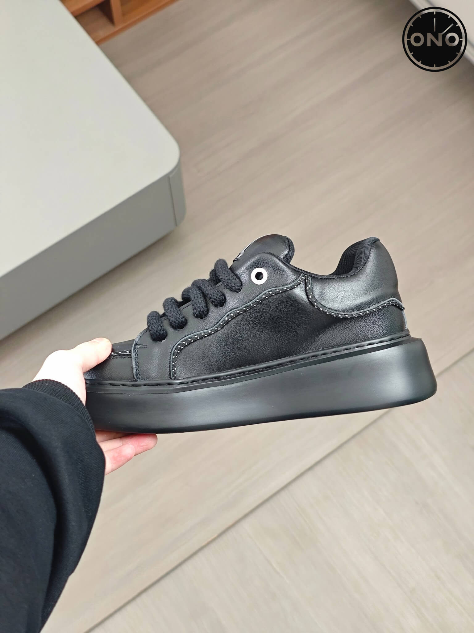 Givenchy_44_7.jpg