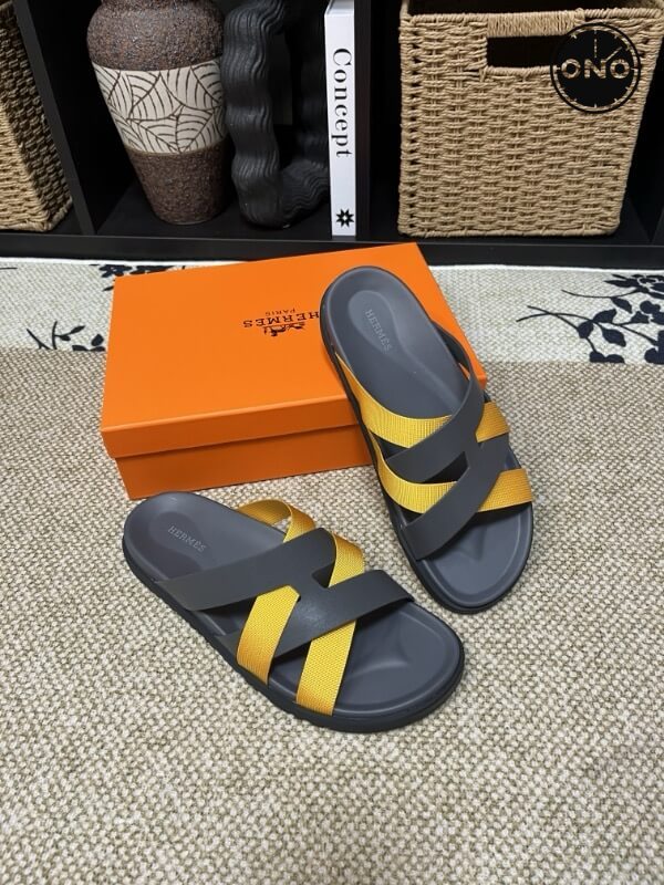 Hermes-Slippers_9_2.jpg
