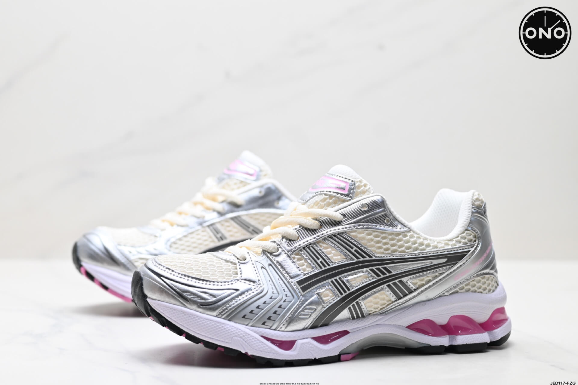 Asics_42_4.jpg
