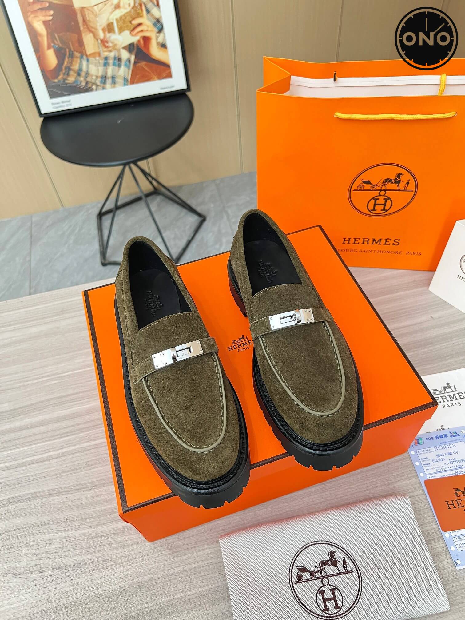 Hermes_4_7.jpg