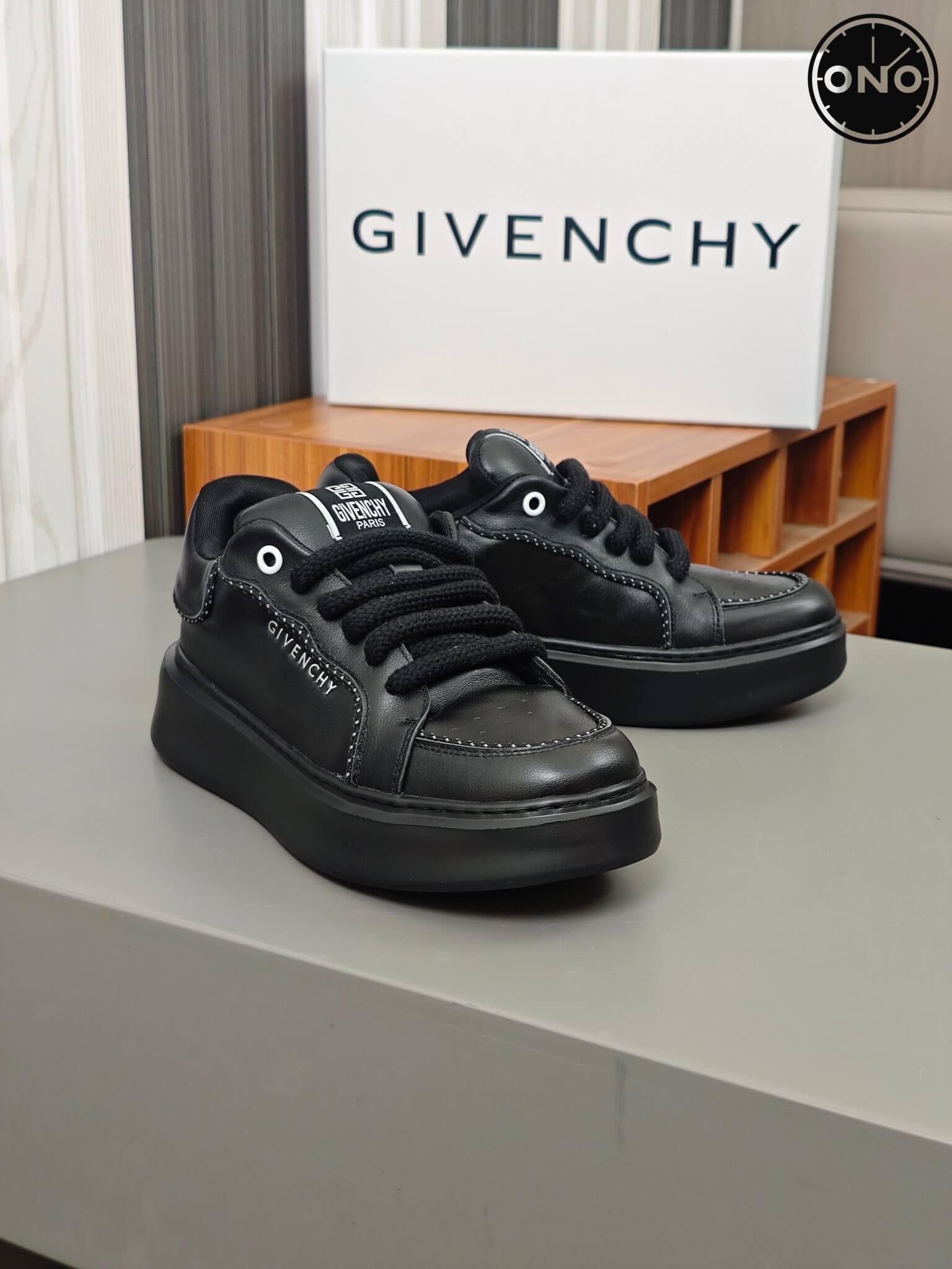 Givenchy_17_7.jpg