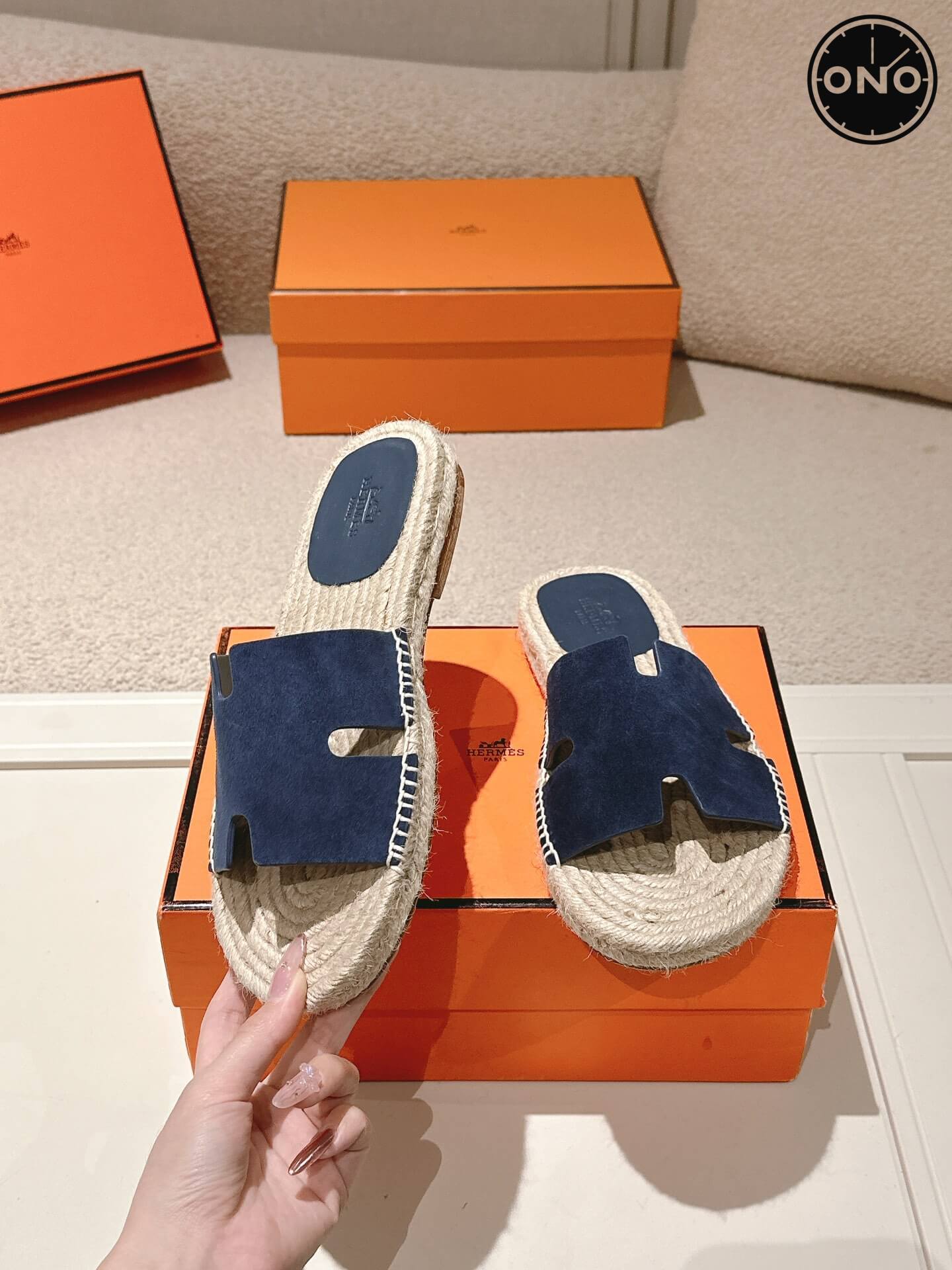Hermes-Slippers_41_3.jpg