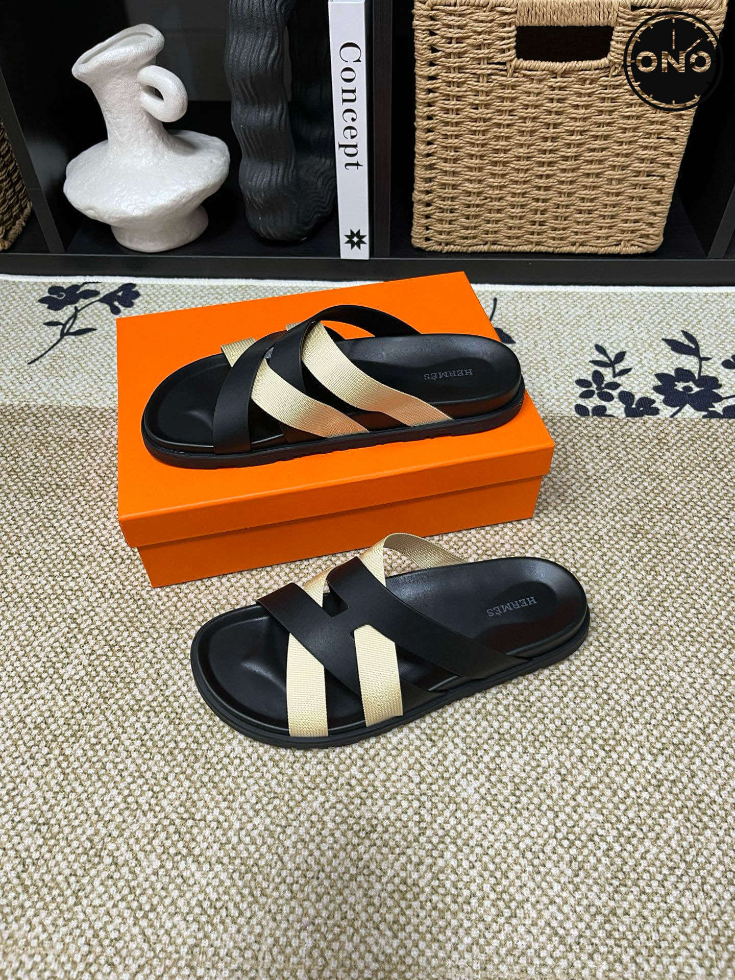 Hermes-Slippers_22_4.jpg