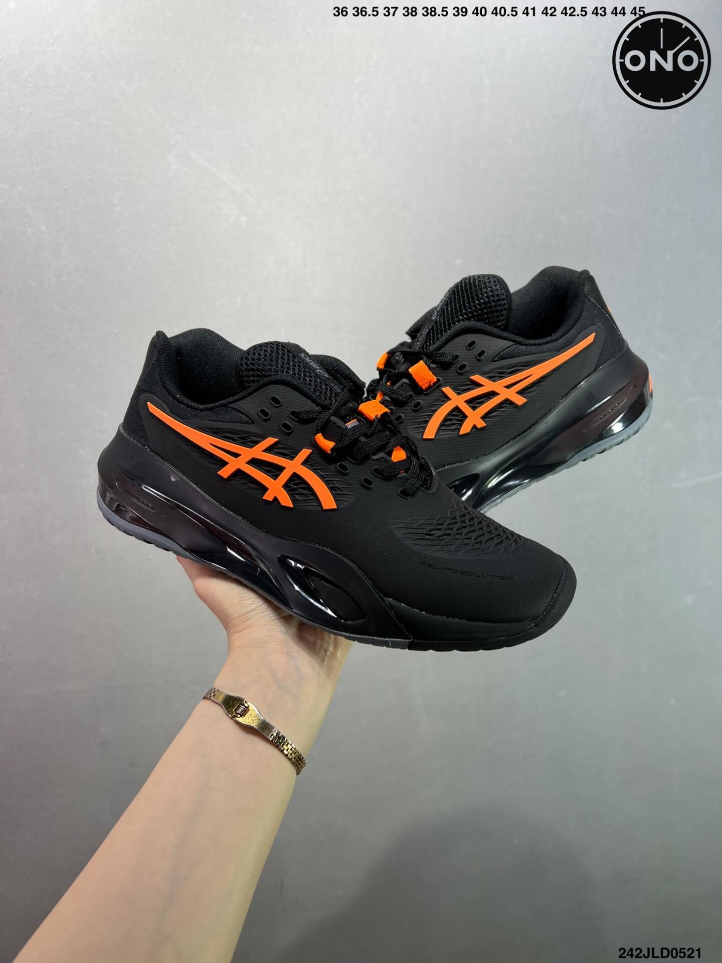 Asics_66_5.jpg