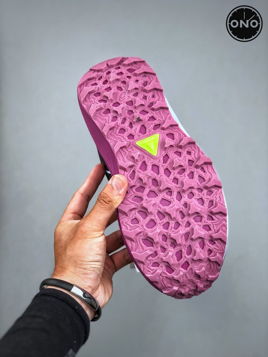 Asics_1_8.jpg