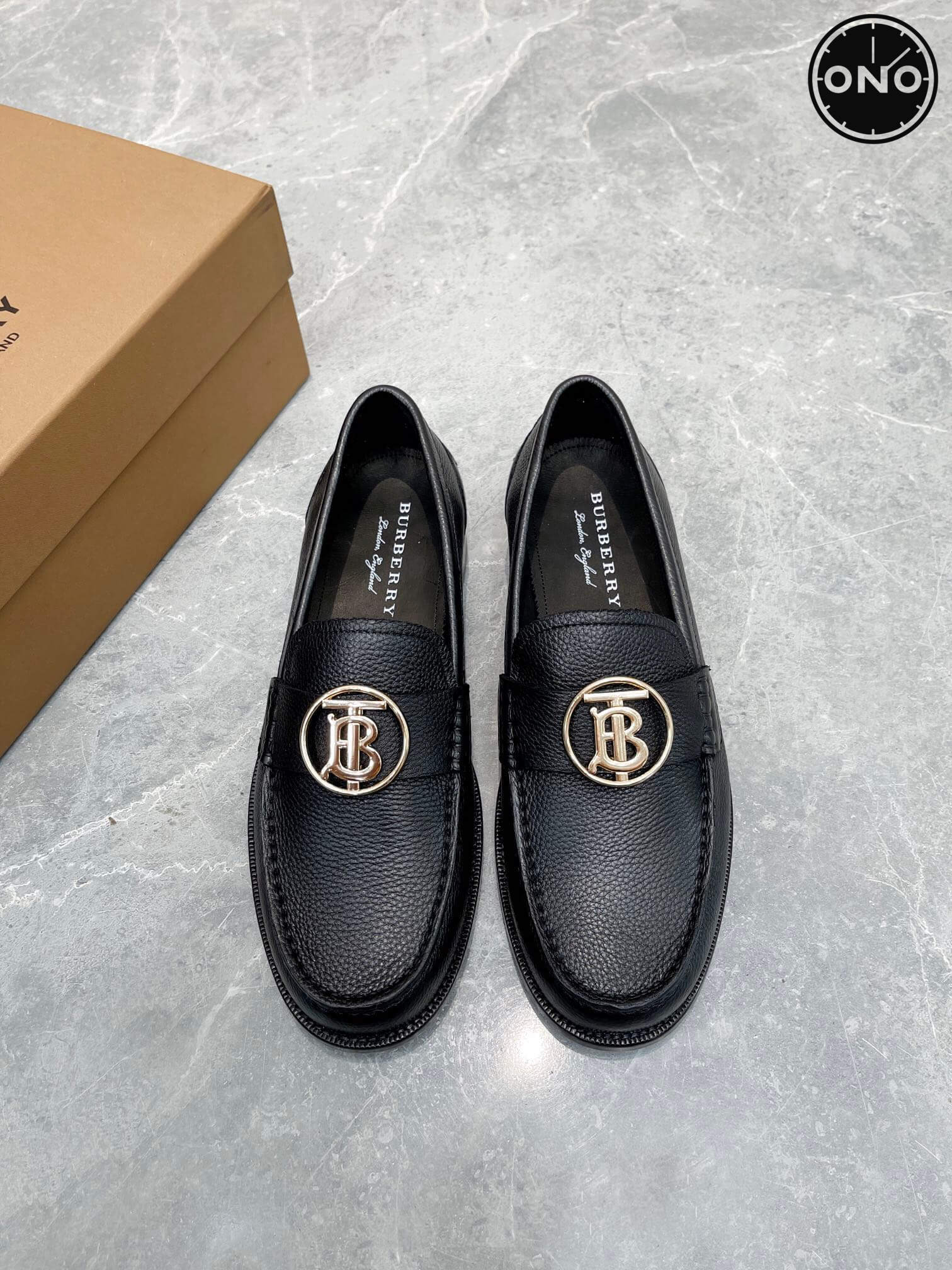 Burberry_20_4.jpg