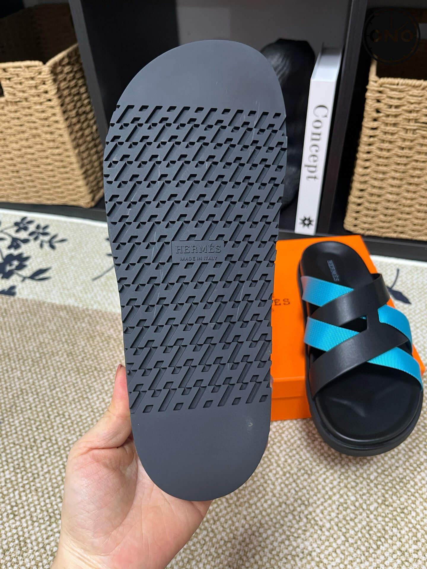Hermes-Slippers_36_9.jpg