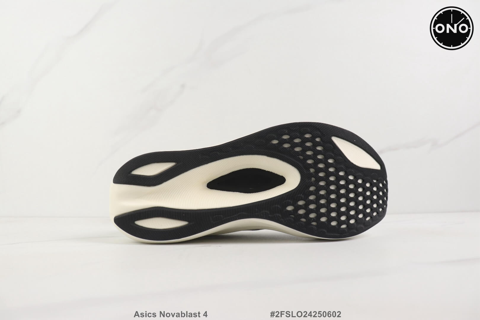 Asics_75_5.jpg