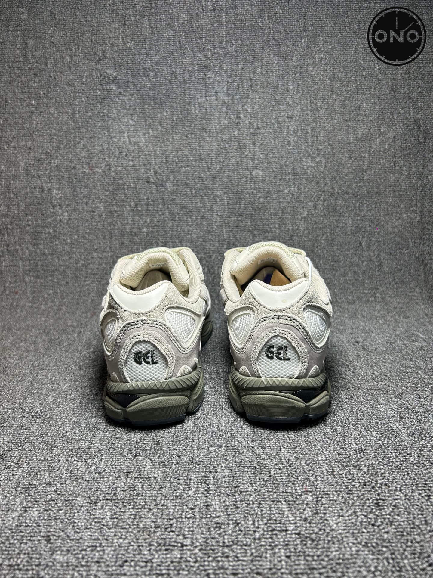 Asics_26_6.jpg