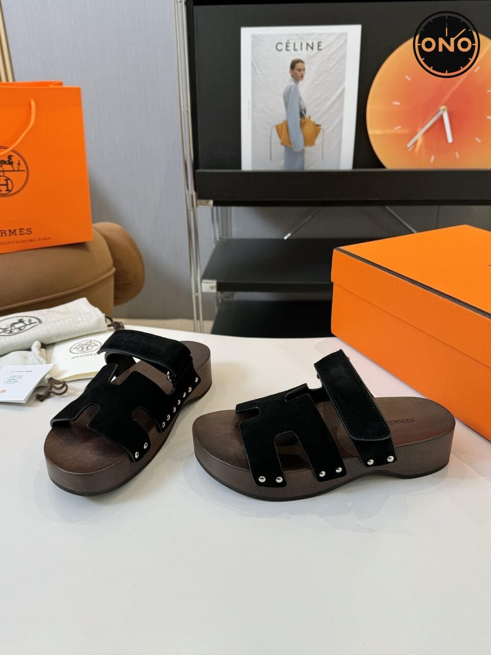Hermes-Slippers_72_2.jpg