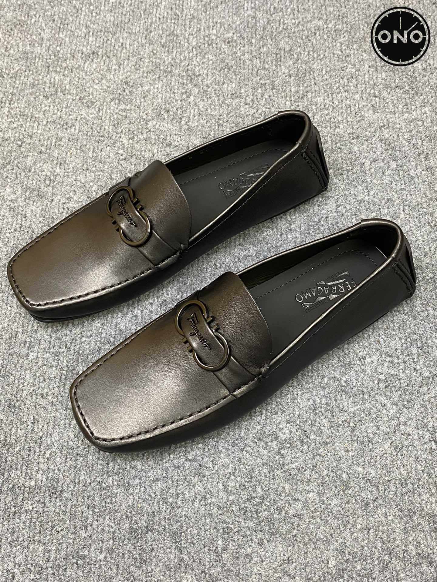 Ferragamo_5_4.jpg