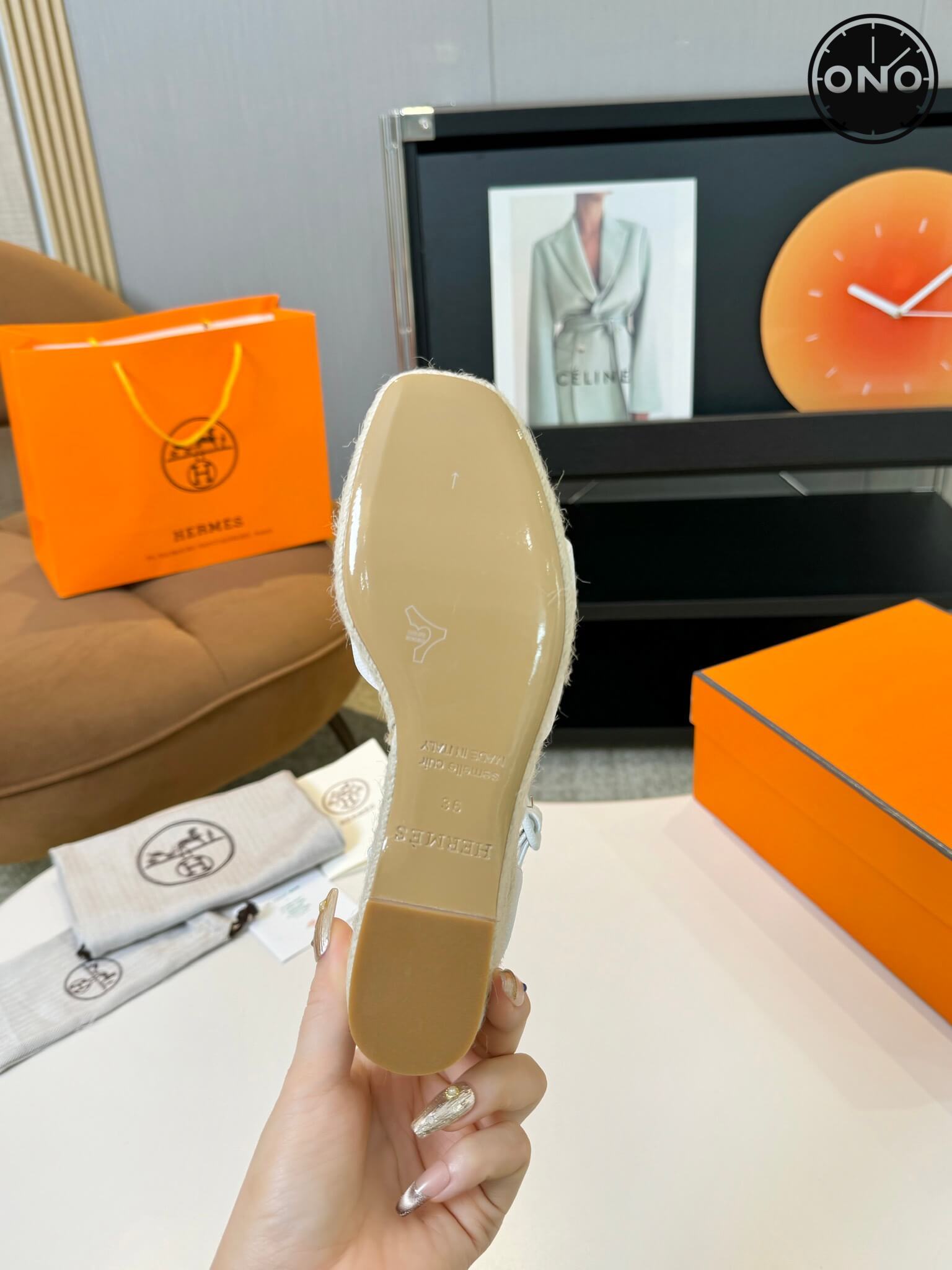 Hermes-Slippers_86_9.jpg