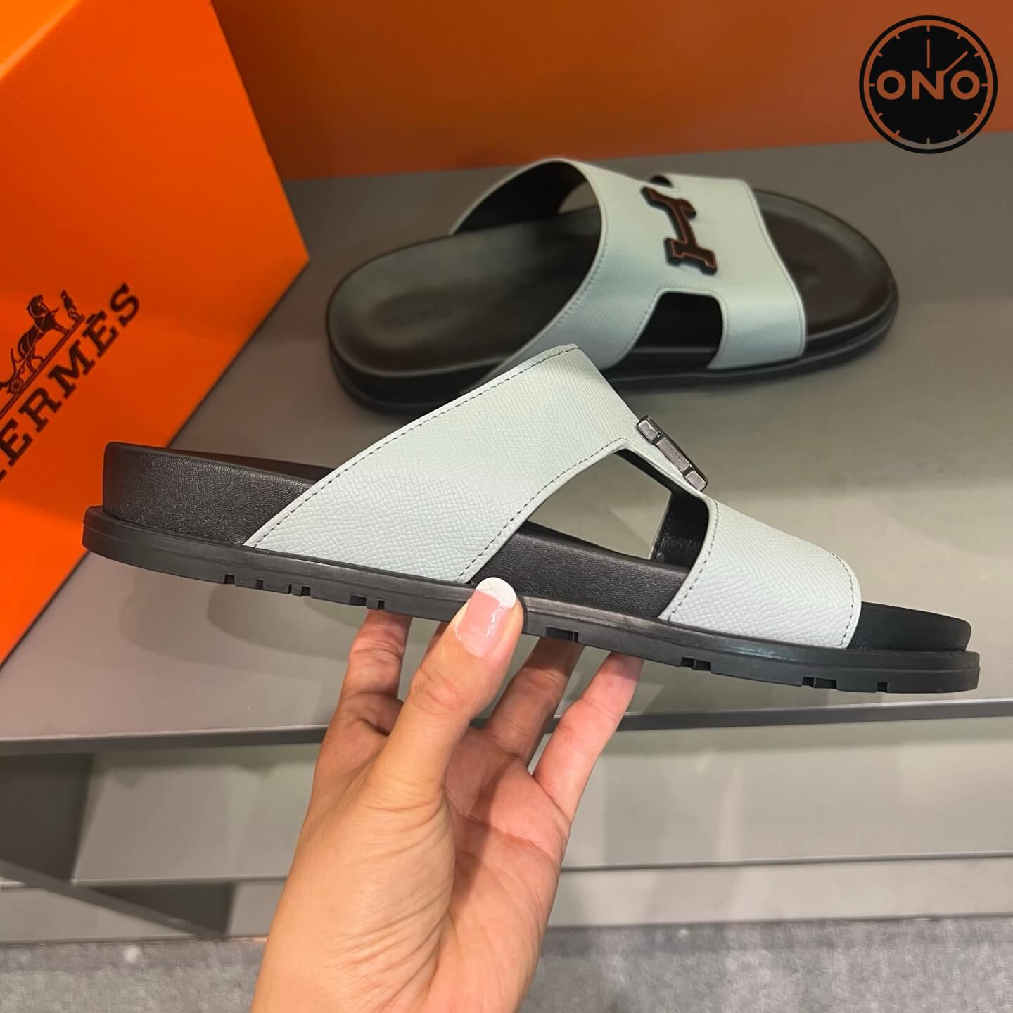 Hermes-Slippers_64_7.jpg