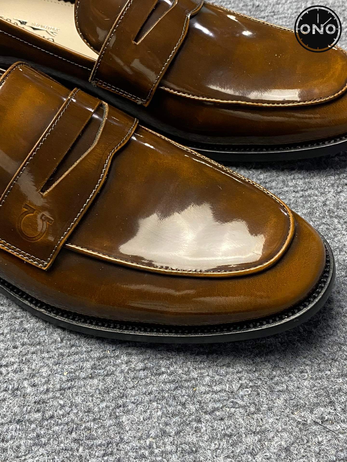 Ferragamo_98_4.jpg