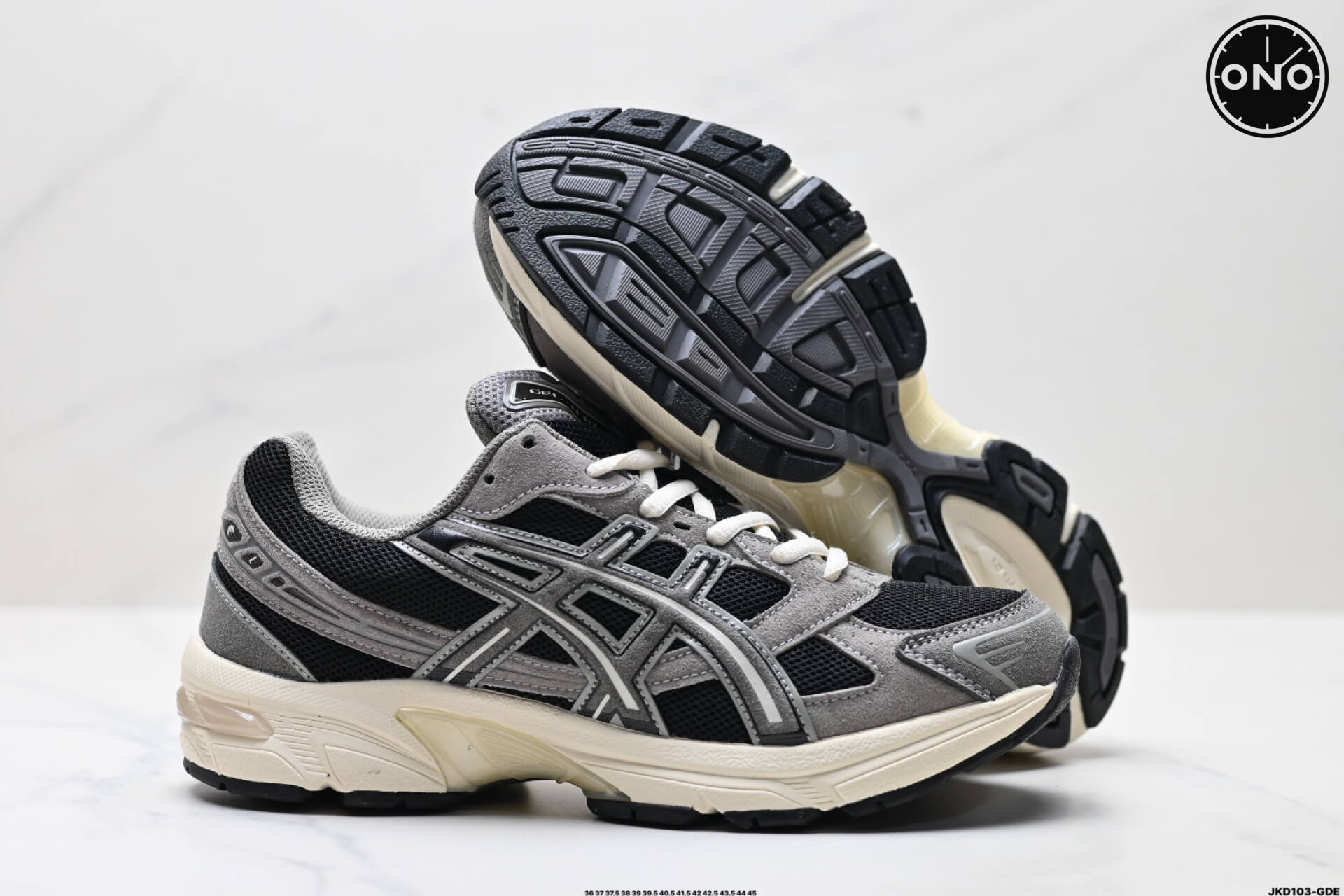 Asics_7_5.jpg