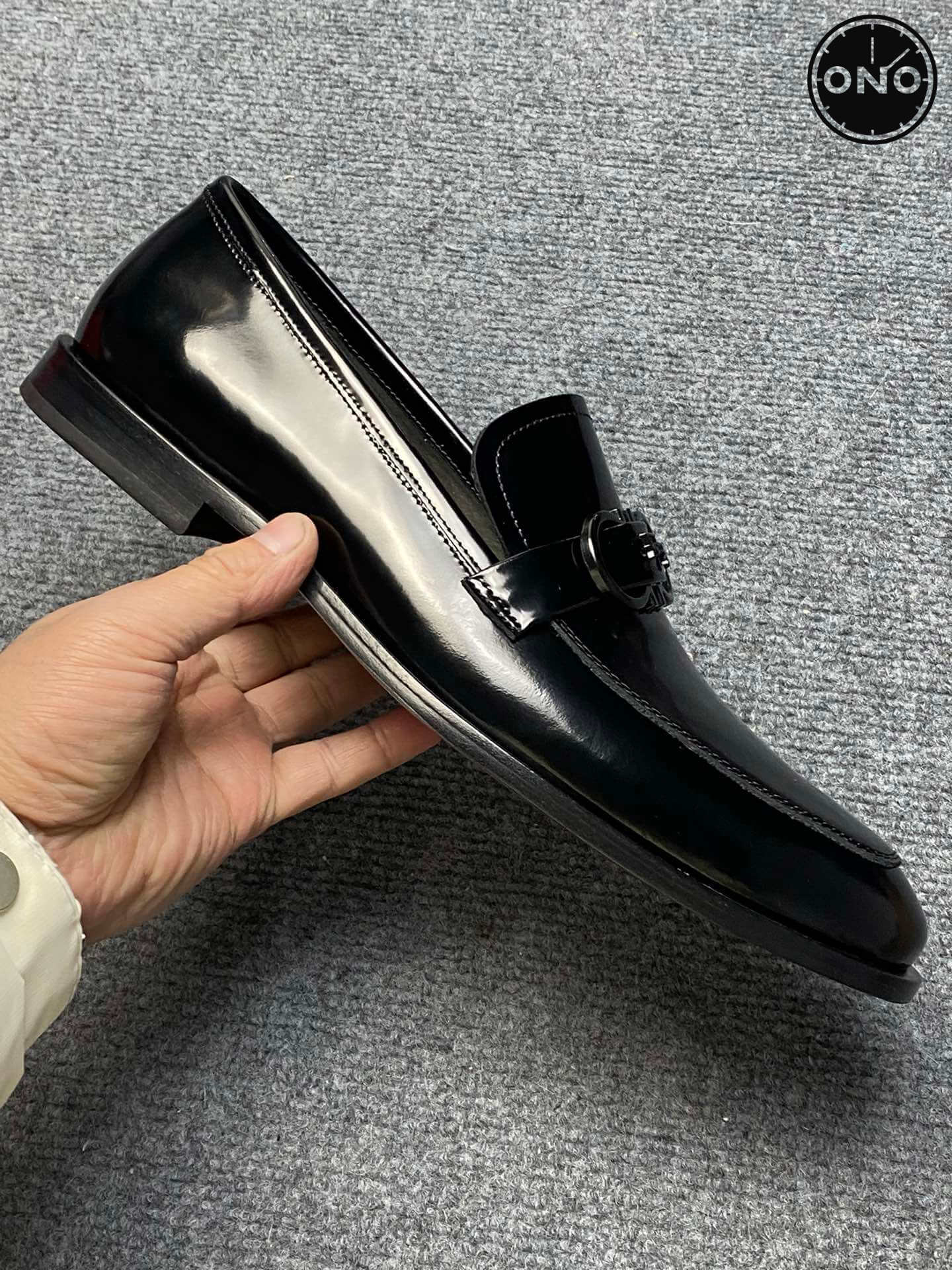Ferragamo_22_4.jpg