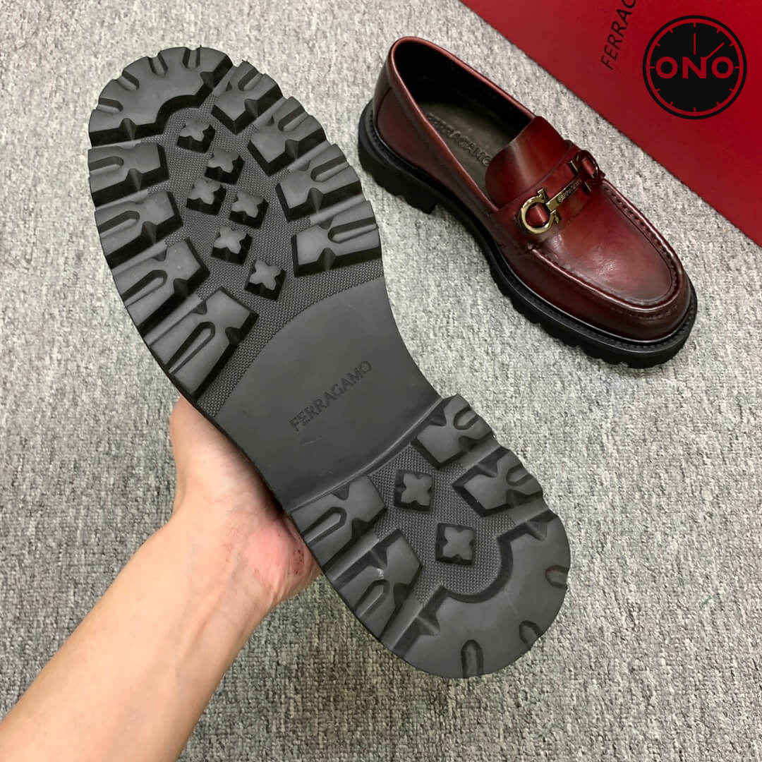 Ferragamo_60_7.jpg