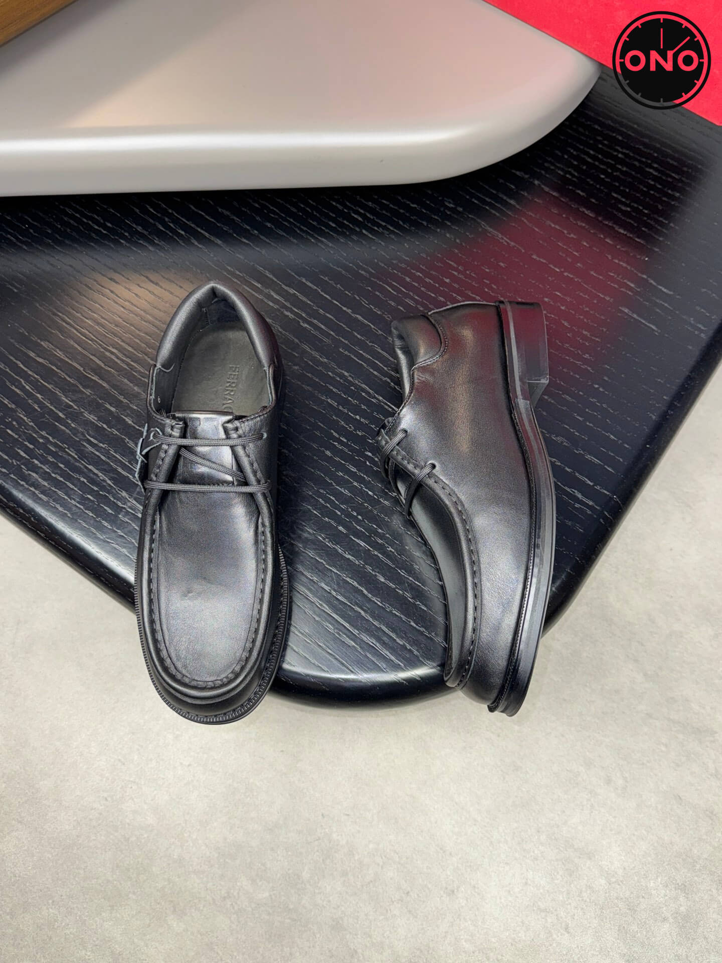 Ferragamo_85_2.jpg