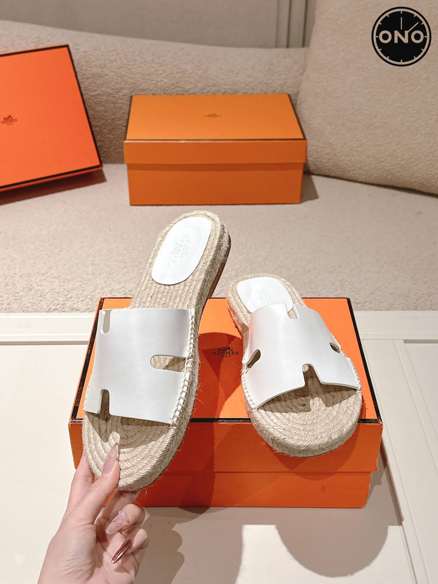 Hermes-Slippers_49_3.jpg
