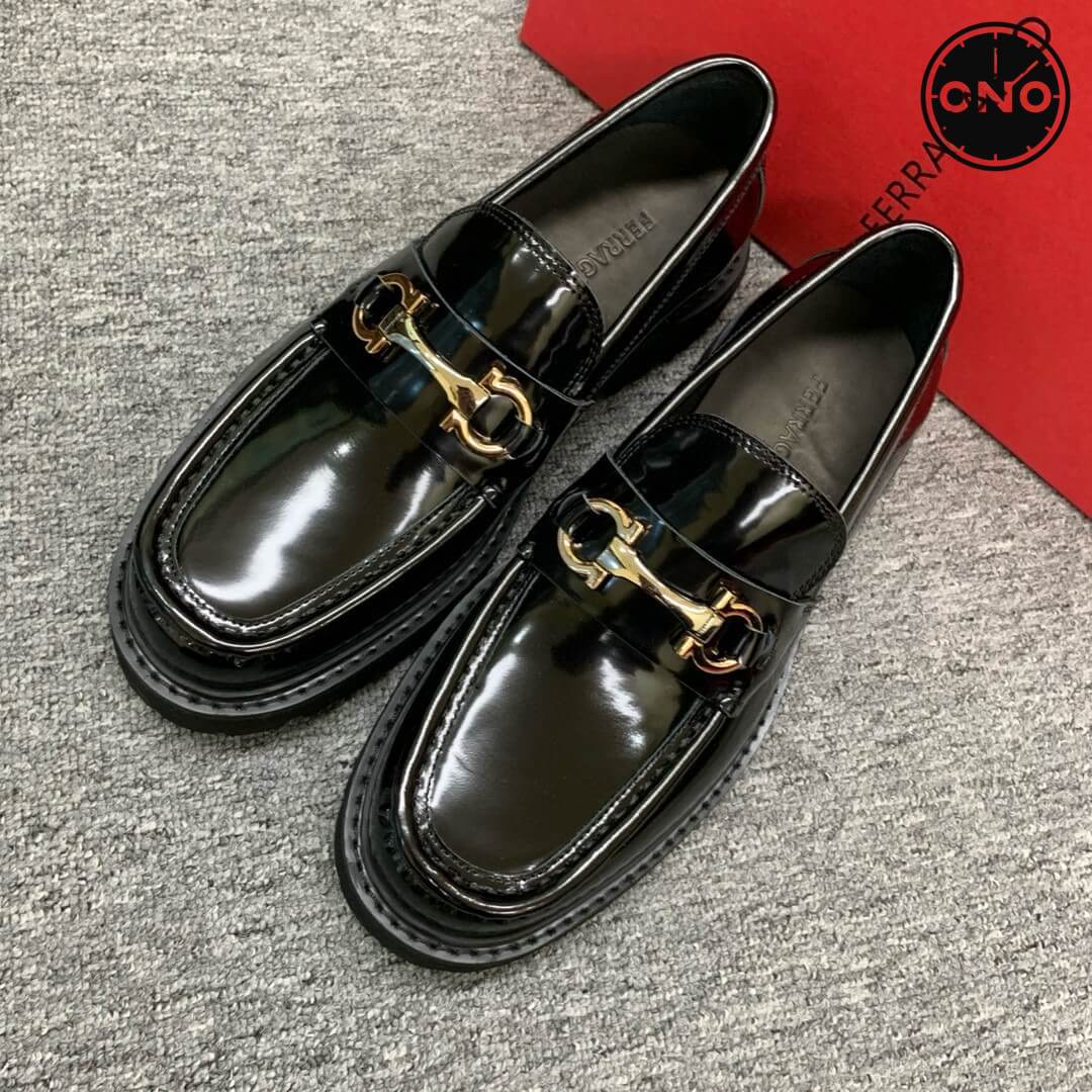 Ferragamo_12_9.jpg