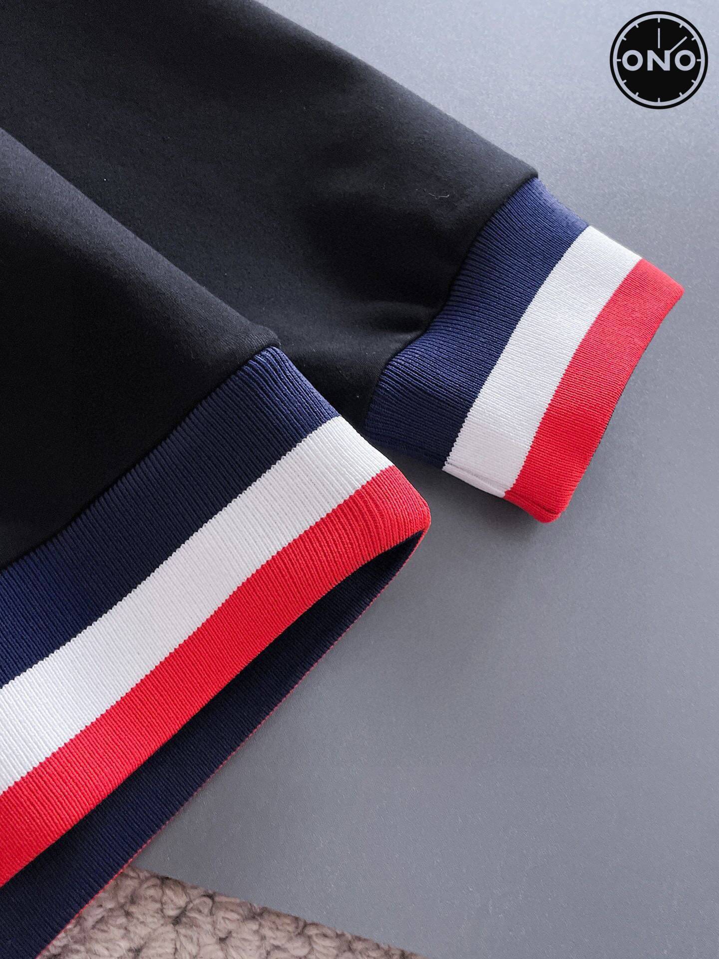 Moncler_Sweater_16_8.jpg