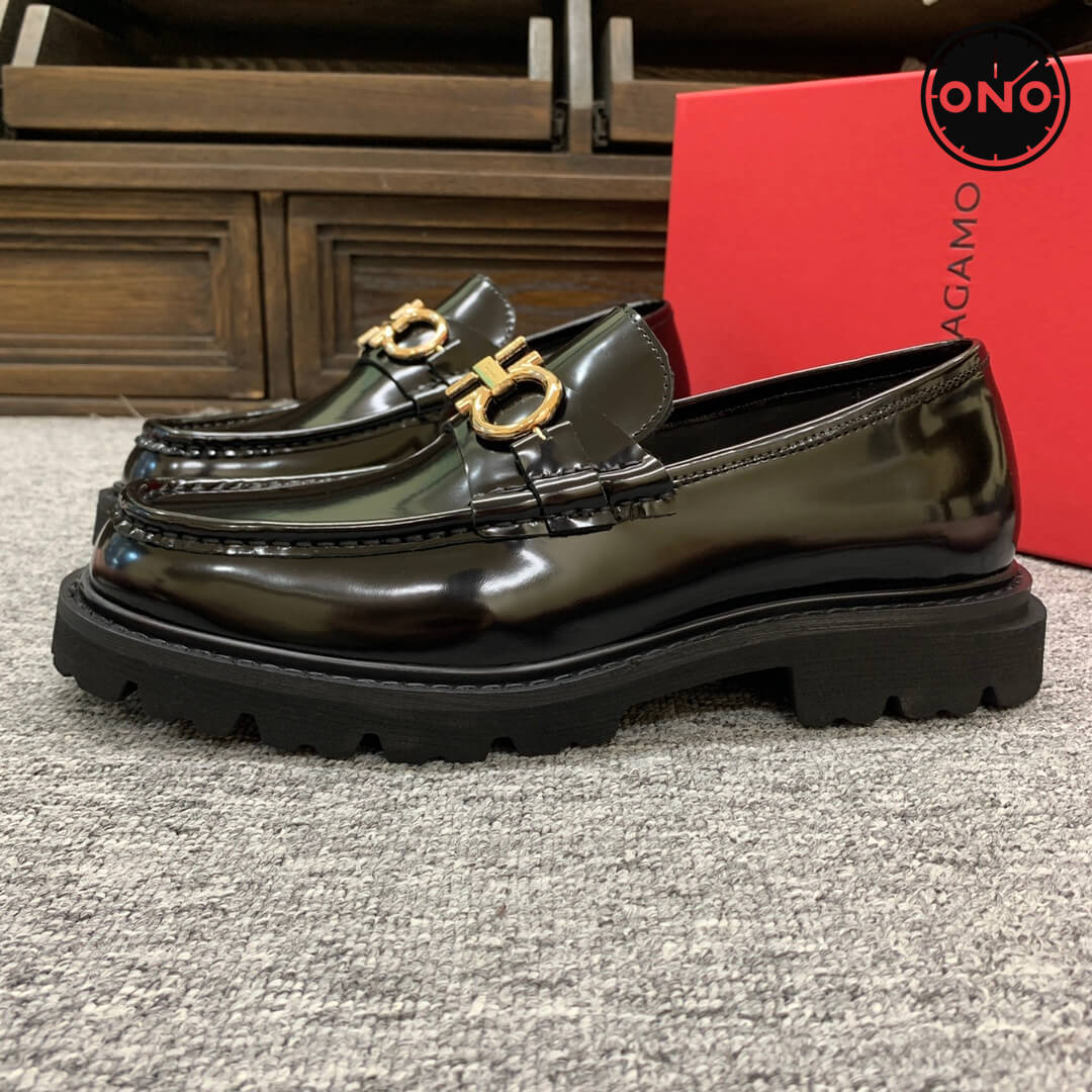 Ferragamo_15_8.jpg