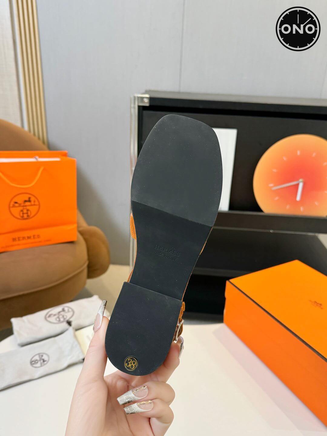Hermes-Slippers_78_7.jpg