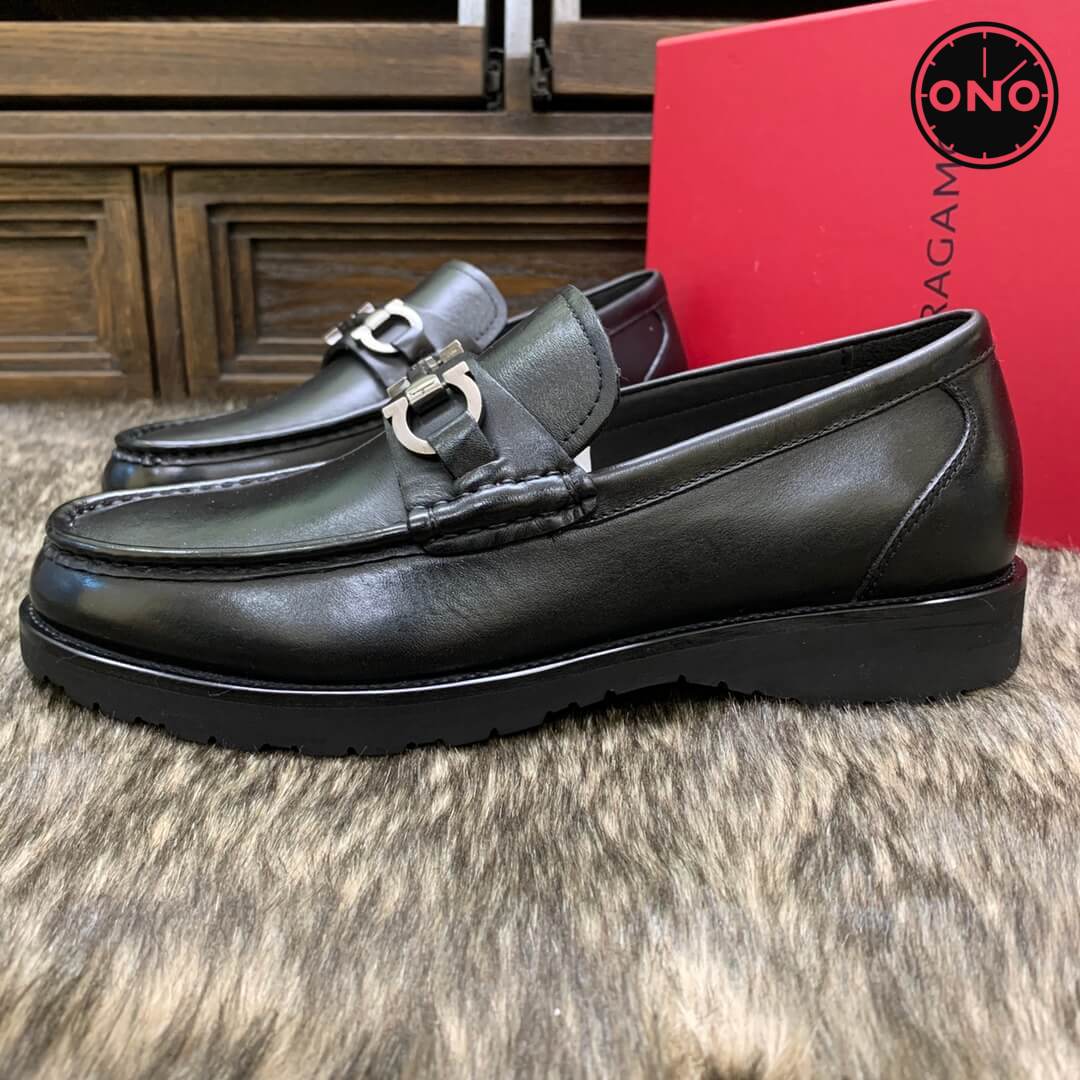 Ferragamo_11_8.jpg