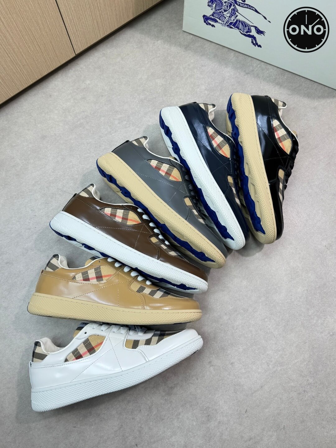Burberry_22_7.jpg