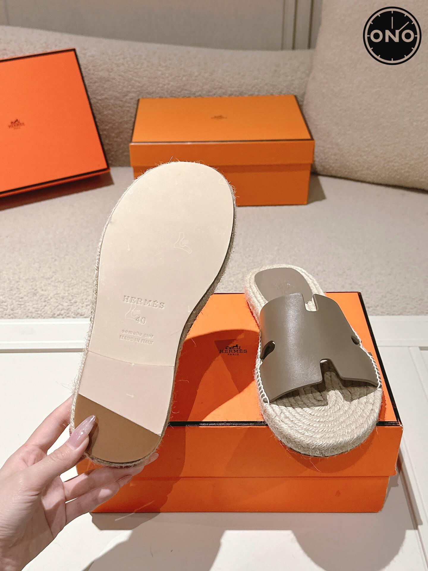 Hermes-Slippers_48_9.jpg