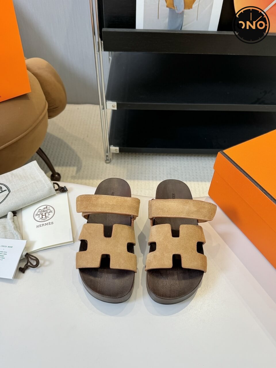 Hermes-Slippers_74_9.jpg
