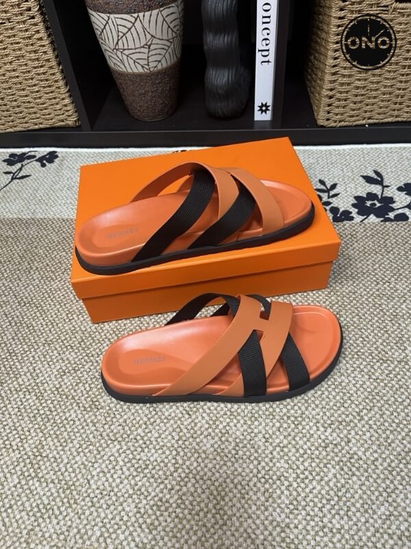 Hermes-Slippers_6_4.jpg