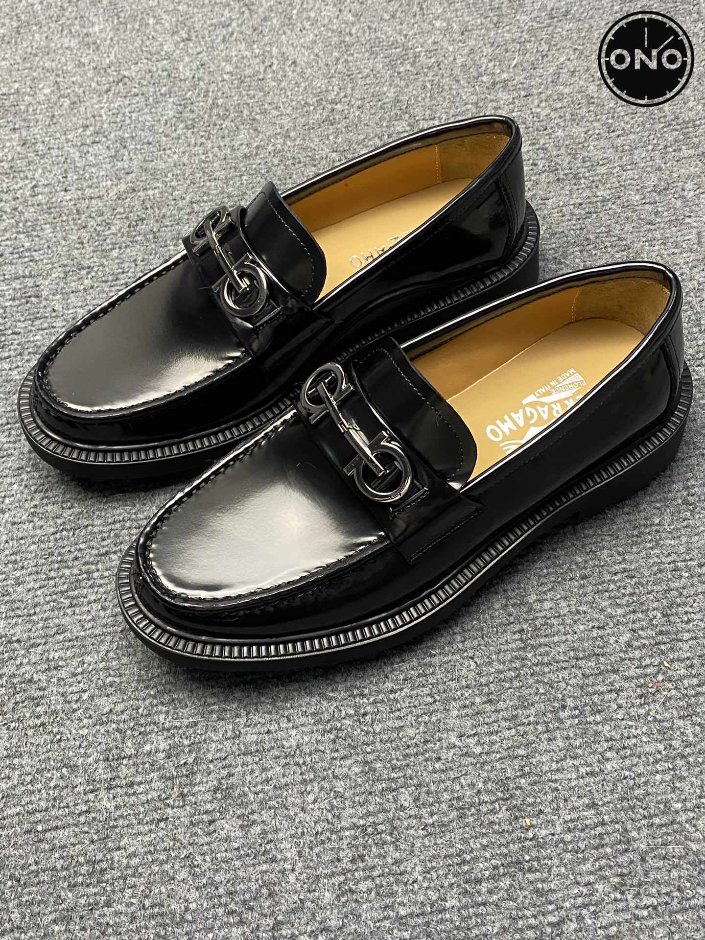 Ferragamo_54_4.jpg