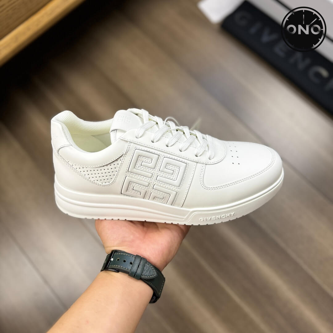 Givenchy_92_4.jpg